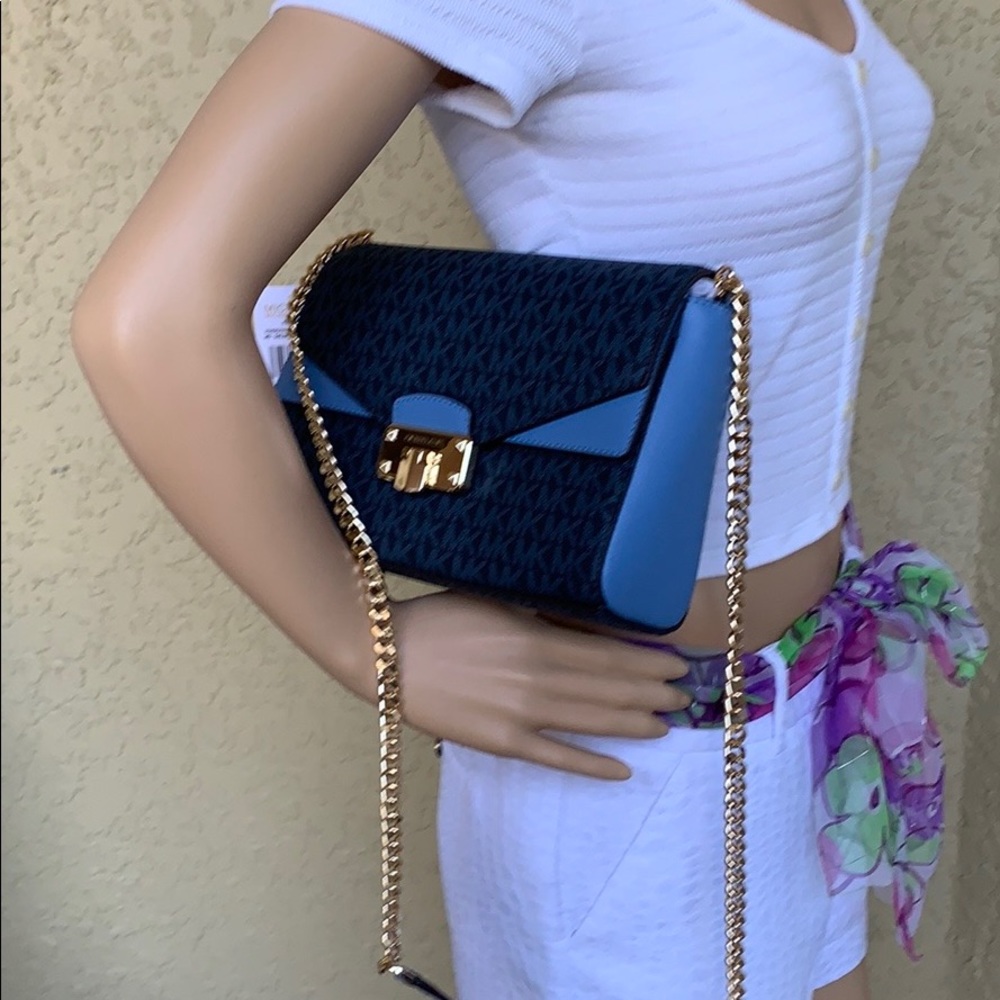 MICHAEL KORS KINSLEY MD SHLDR FLAP FRCH BLU MLT - Picture 5 of 16
